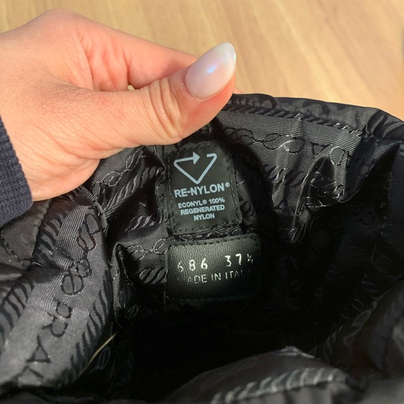 Prada Blow Quilted Nylon Snow Booties Nero - 37.5 - Picture 3 of 5